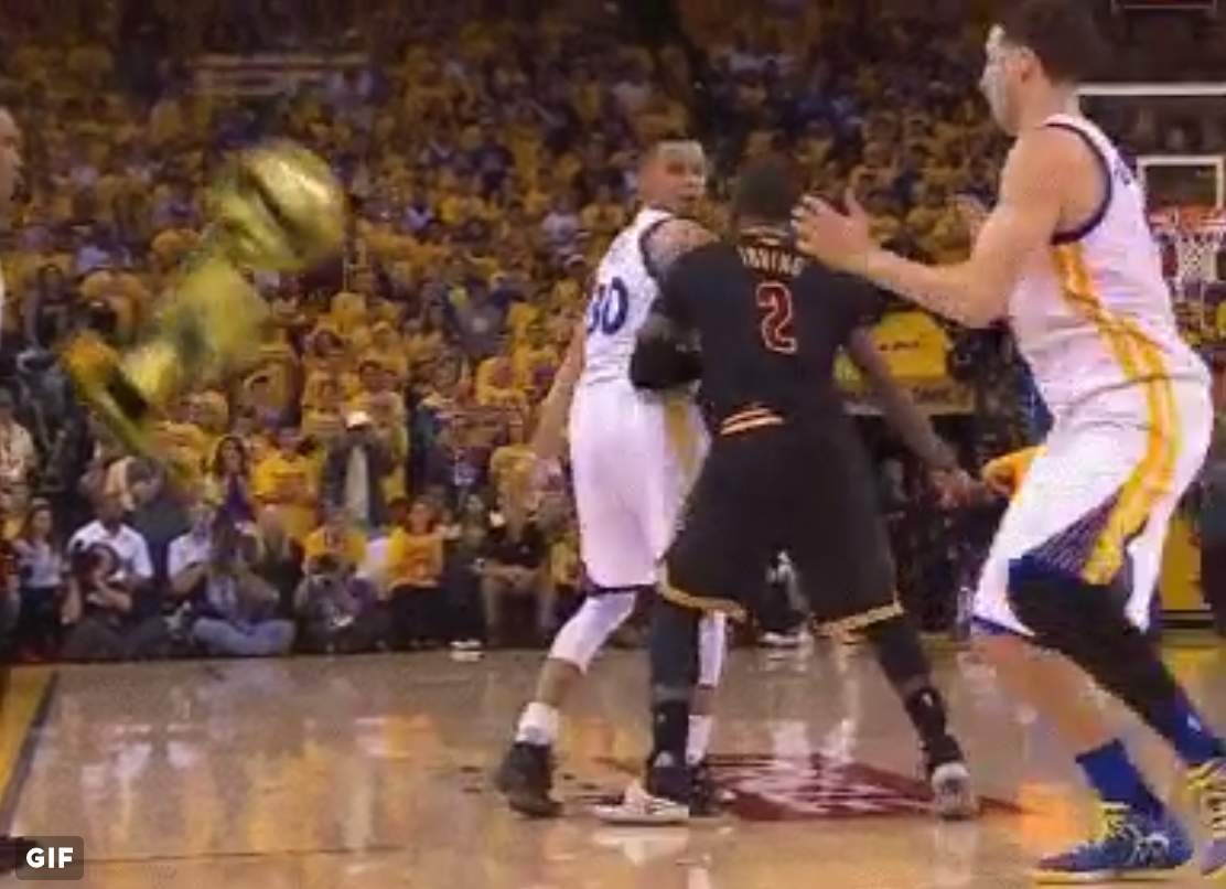 Curry Throw Trophy Away Behind-the-Back
